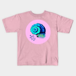 Fish Shell Art 12 Kids T-Shirt